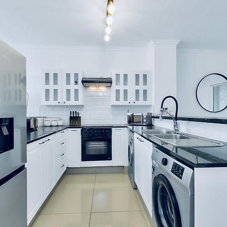 2 Bedroom 2 Bath Luxury - Sandton Cbd 요하네스버그 외부 사진