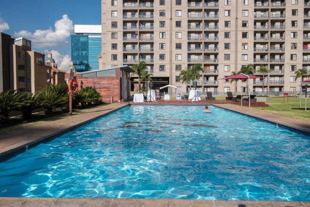 2 Bedroom 2 Bath Luxury - Sandton Cbd 요하네스버그 외부 사진