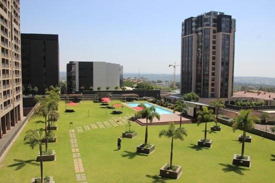2 Bedroom 2 Bath Luxury - Sandton Cbd 요하네스버그 외부 사진